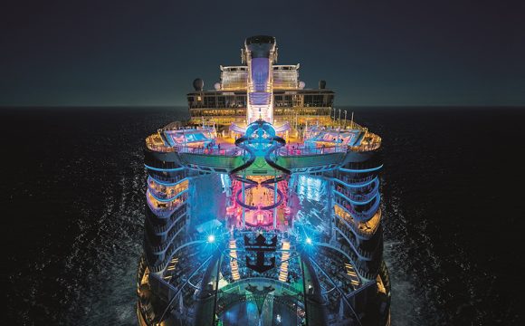 Royal Caribbean Kicks Off Black Friday Sales with Up to £320 Additional Savings Off Per Stateroom!