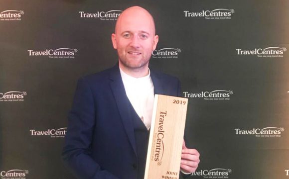 Blue Insurance Wins TravelCentres Award