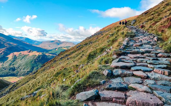 8 Spectacular Summer Hikes in the U.K