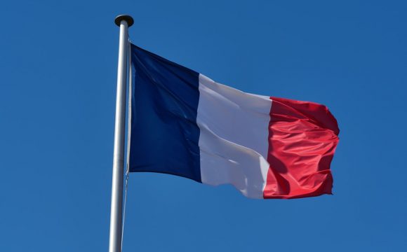 France lift Outdoor Face Masks Mandate