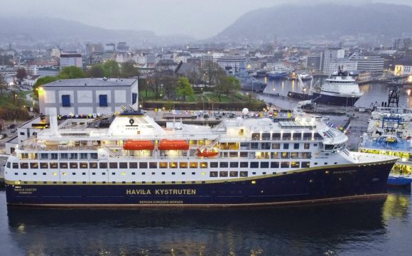 Havila Castor Arrives in Bergen