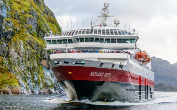 Hurtigruten Norway Launches First Hybrid Ship, Part of a €100 Million Green Upgrade