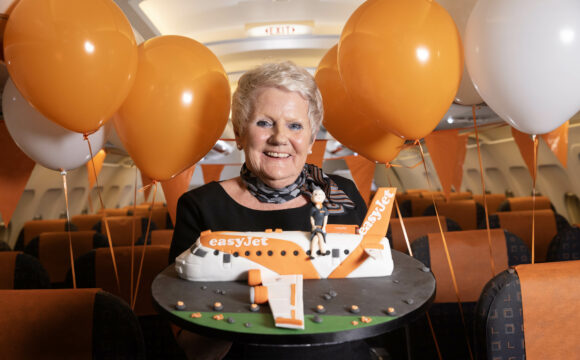 easyJet Appoints Oldest Employee and Cabin Crew Member into Special New Role