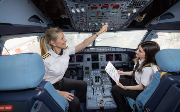 Aer Lingus Relaunches Future Pilot Training Programme