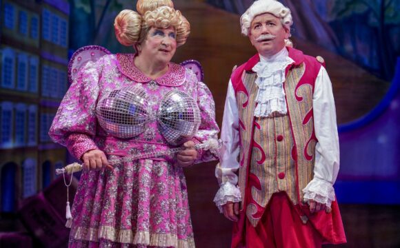 Belfast Grand Opera House Unveil Details of 2023’s Pantomime
