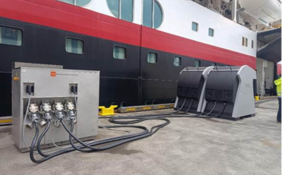 HX (Hurtigruten Expeditions) Becomes First Cruise Company to Establish Shore Power Connection in Iceland