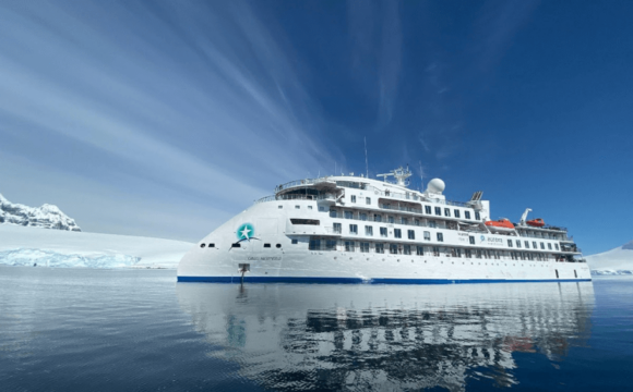 Agents Invited to Apply for a Place on AE Expeditions Ship Visits