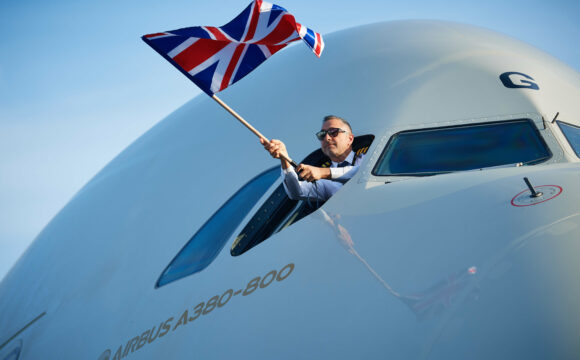 Etihad Celebrates 20 Years of Flying to Heathrow